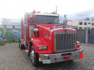 VENDO CABEZAL KENWORTH AÑO 2013 PERFECTO ESTADO