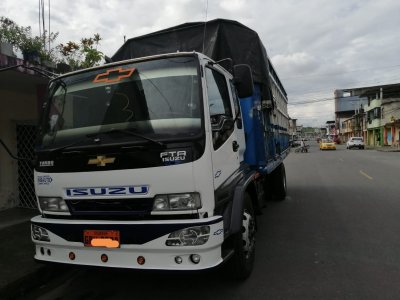 Camión Chevrolet FTR 2010