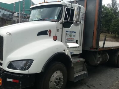 Se Vente Kenworth T460 2012 en buenas condiciones precio negociable