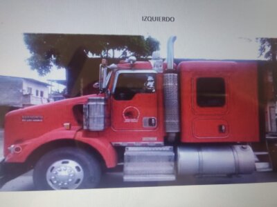 KENWORTH T800 / 2013